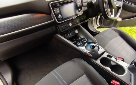 Nissan Leaf II, 2018 год, 1 530 000 рублей, 7 фотография