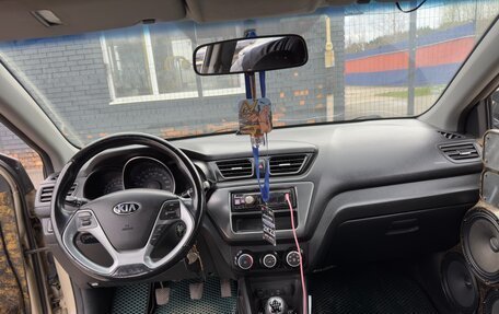 KIA Rio III рестайлинг, 2015 год, 1 100 000 рублей, 7 фотография