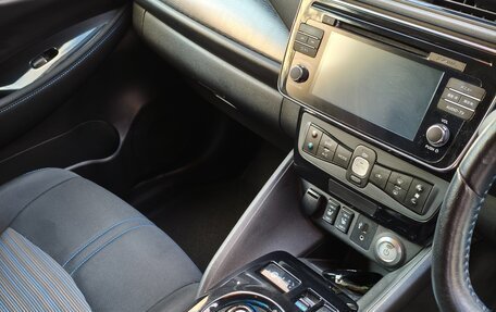 Nissan Leaf II, 2018 год, 1 530 000 рублей, 11 фотография