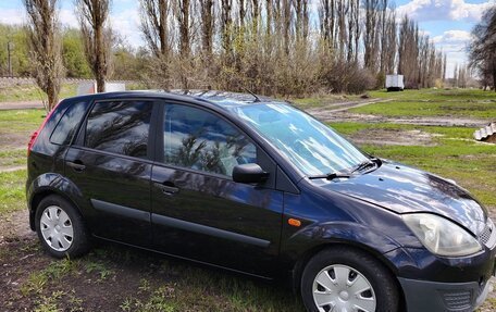 Ford Fiesta, 2007 год, 450 000 рублей, 3 фотография