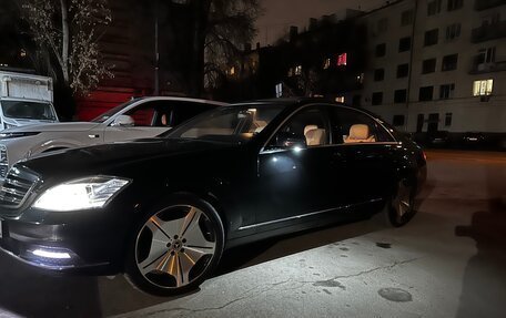 Mercedes-Benz S-Класс, 2010 год, 3 500 000 рублей, 19 фотография