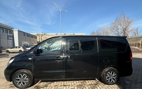 Hyundai Grand Starex Grand Starex I рестайлинг 2, 2010 год, 830 000 рублей, 4 фотография