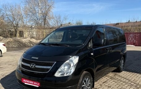 Hyundai Grand Starex Grand Starex I рестайлинг 2, 2010 год, 830 000 рублей, 3 фотография