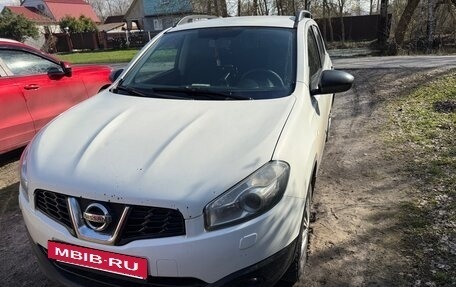 Nissan Qashqai, 2013 год, 850 000 рублей, 2 фотография