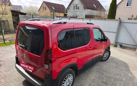 Peugeot Rifter I, 2019 год, 1 900 000 рублей, 2 фотография