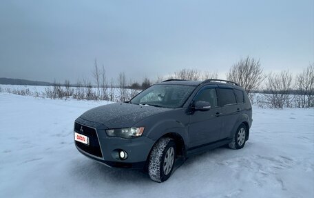 Mitsubishi Outlander III рестайлинг 3, 2011 год, 969 875 рублей, 7 фотография