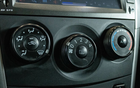 Toyota Corolla, 2011 год, 1 049 000 рублей, 13 фотография