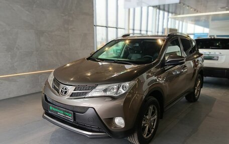 Toyota RAV4, 2013 год, 1 900 000 рублей, 3 фотография
