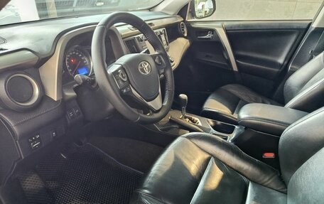 Toyota RAV4, 2013 год, 1 900 000 рублей, 7 фотография