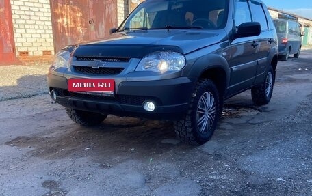 Chevrolet Niva I рестайлинг, 2018 год, 685 000 рублей, 2 фотография