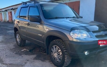 Chevrolet Niva I рестайлинг, 2018 год, 685 000 рублей, 8 фотография