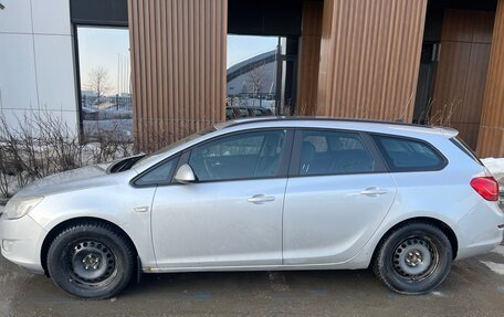 Opel Astra J, 2012 год, 620 000 рублей, 4 фотография