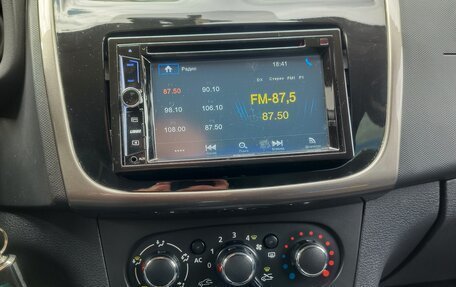 Renault Logan II, 2014 год, 720 000 рублей, 8 фотография