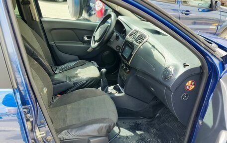 Renault Logan II, 2014 год, 720 000 рублей, 6 фотография