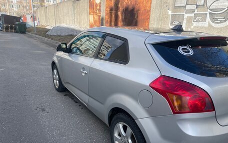 KIA cee'd I рестайлинг, 2009 год, 500 000 рублей, 8 фотография