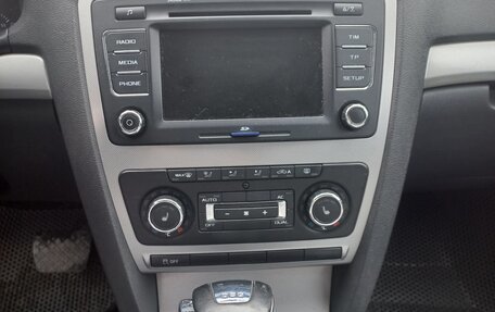 Skoda Octavia, 2010 год, 1 000 000 рублей, 6 фотография