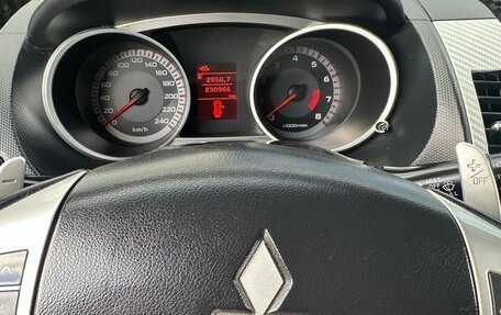 Mitsubishi Outlander III рестайлинг 3, 2007 год, 1 110 000 рублей, 14 фотография