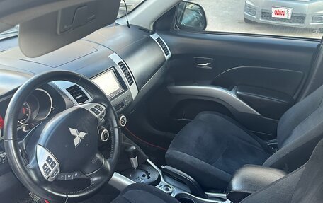 Mitsubishi Outlander III рестайлинг 3, 2007 год, 1 110 000 рублей, 21 фотография