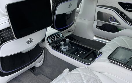 Mercedes-Benz Maybach S-Класс, 2022 год, 27 000 000 рублей, 14 фотография