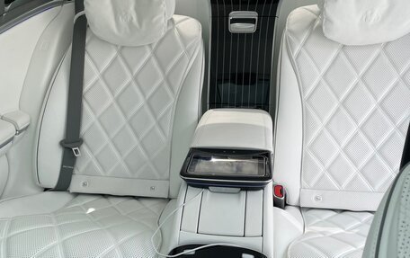 Mercedes-Benz Maybach S-Класс, 2022 год, 27 000 000 рублей, 17 фотография