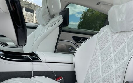 Mercedes-Benz Maybach S-Класс, 2022 год, 27 000 000 рублей, 21 фотография