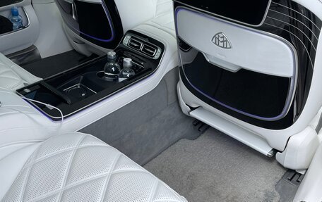 Mercedes-Benz Maybach S-Класс, 2022 год, 27 000 000 рублей, 30 фотография