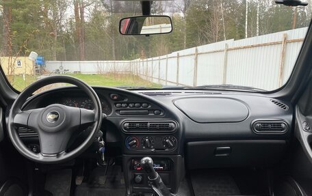 Chevrolet Niva I рестайлинг, 2011 год, 520 000 рублей, 4 фотография