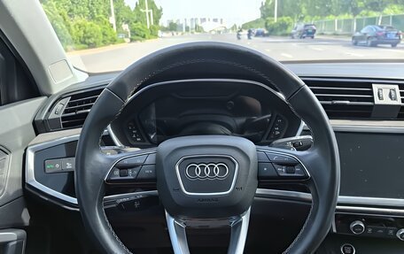 Audi Q3, 2022 год, 2 500 000 рублей, 9 фотография