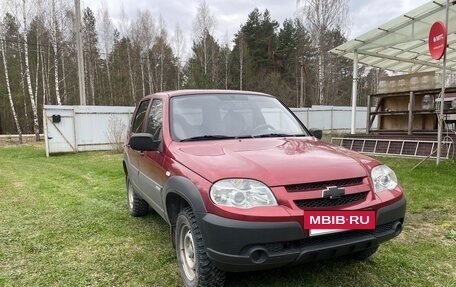 Chevrolet Niva I рестайлинг, 2011 год, 520 000 рублей, 9 фотография