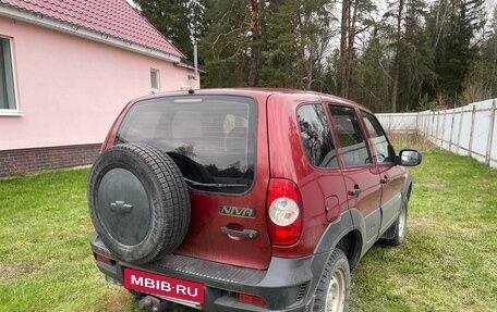 Chevrolet Niva I рестайлинг, 2011 год, 520 000 рублей, 10 фотография