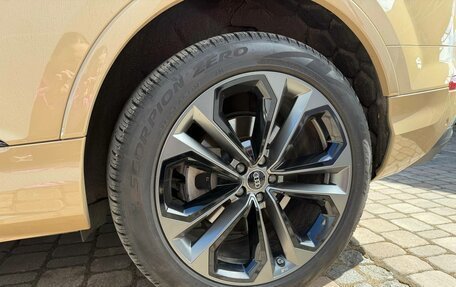 Audi Q7, 2025 год, 9 000 000 рублей, 9 фотография