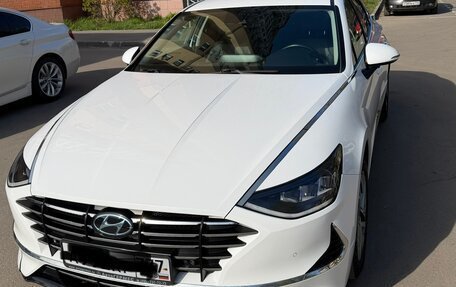 Hyundai Sonata VIII, 2020 год, 2 400 000 рублей, 2 фотография