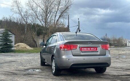 KIA Cerato III, 2010 год, 650 000 рублей, 3 фотография