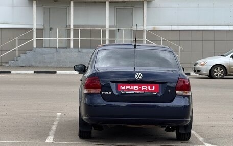 Volkswagen Polo VI (EU Market), 2011 год, 1 070 000 рублей, 2 фотография