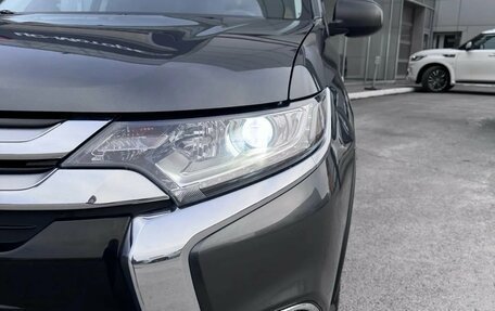 Mitsubishi Outlander III рестайлинг 3, 2017 год, 1 750 000 рублей, 4 фотография