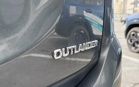 Mitsubishi Outlander III рестайлинг 3, 2017 год, 1 750 000 рублей, 12 фотография