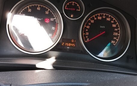 Opel Zafira B, 2011 год, 700 000 рублей, 1 фотография