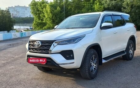 Toyota Fortuner II, 2020 год, 5 000 000 рублей, 3 фотография