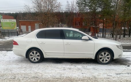 Skoda Superb III рестайлинг, 2011 год, 850 000 рублей, 7 фотография