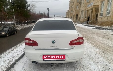 Skoda Superb III рестайлинг, 2011 год, 850 000 рублей, 6 фотография