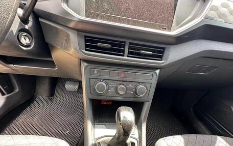 Volkswagen T-Cross I, 2022 год, 1 370 000 рублей, 7 фотография