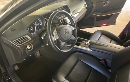 Mercedes-Benz E-Класс, 2013 год, 3 500 000 рублей, 4 фотография