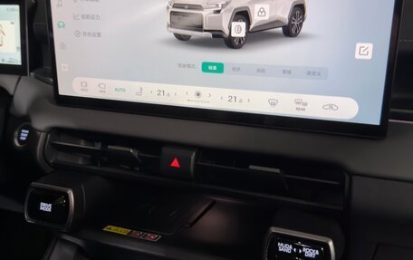 Toyota RAV4, 2026 год, 4 330 000 рублей, 18 фотография