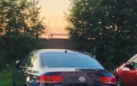 Volkswagen Passat B8 рестайлинг, 2015 год, 1 600 000 рублей, 9 фотография