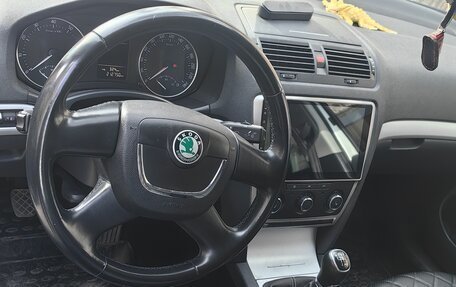 Skoda Octavia, 2011 год, 700 000 рублей, 11 фотография