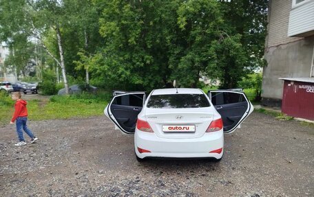 Hyundai Solaris II рестайлинг, 2015 год, 520 000 рублей, 8 фотография