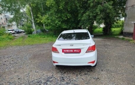 Hyundai Solaris II рестайлинг, 2015 год, 520 000 рублей, 9 фотография