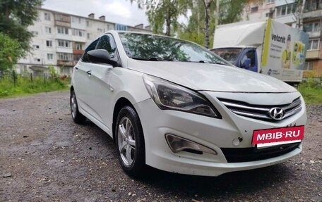Hyundai Solaris II рестайлинг, 2015 год, 520 000 рублей, 4 фотография