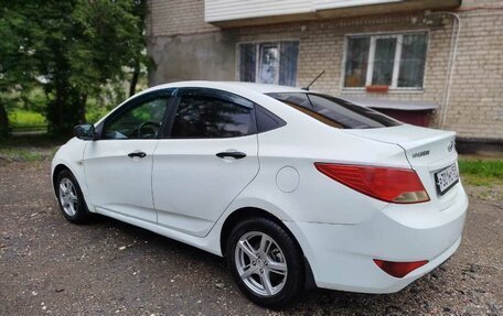 Hyundai Solaris II рестайлинг, 2015 год, 520 000 рублей, 20 фотография