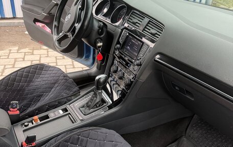 Volkswagen Golf VII, 2015 год, 1 420 000 рублей, 25 фотография